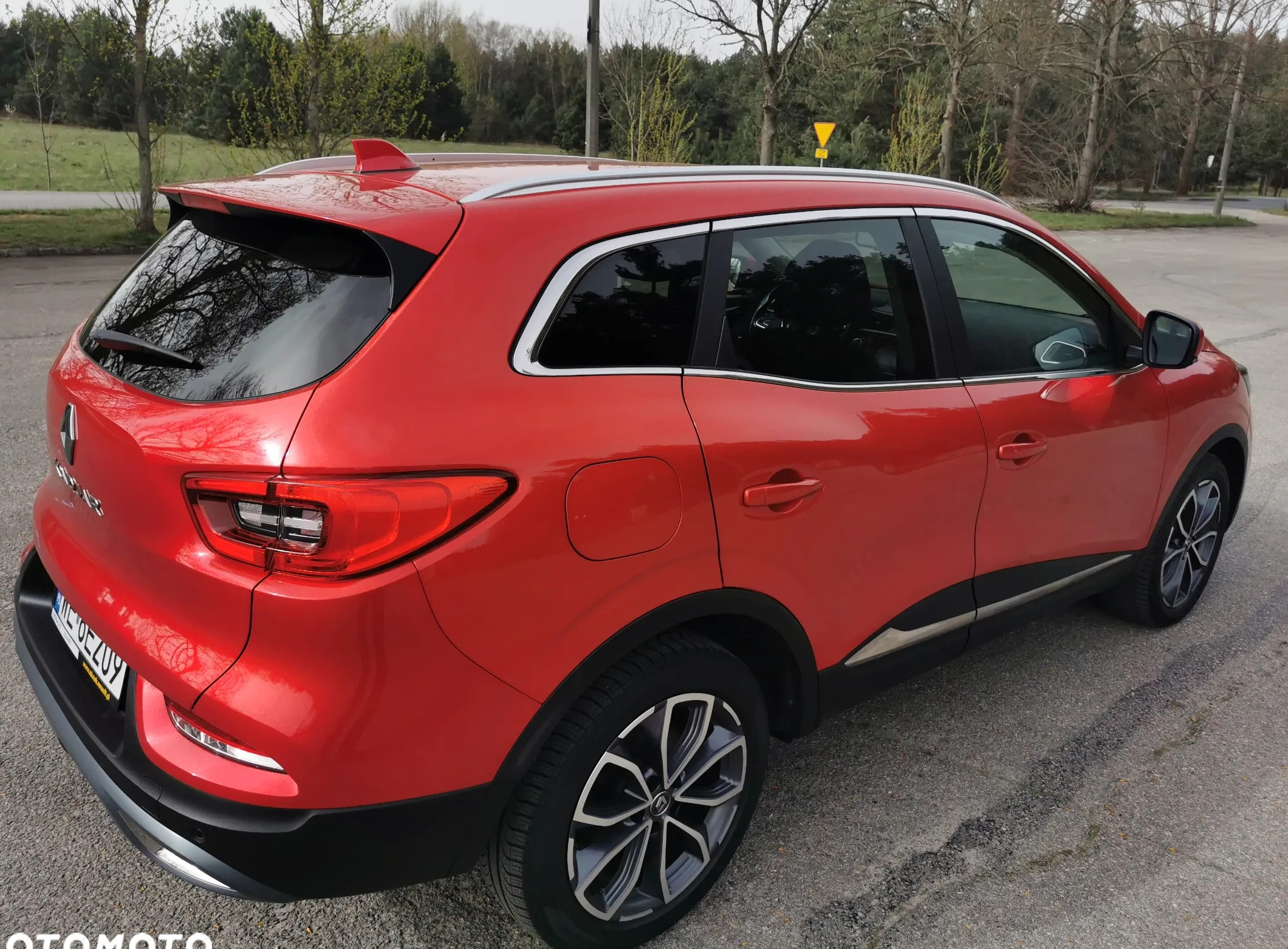 Renault Kadjar cena 75777 przebieg: 81000, rok produkcji 2020 z Zawiercie małe 379